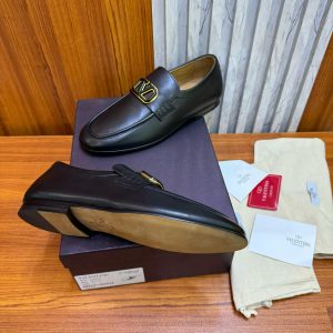 Valentino 0485 Leather Loafers