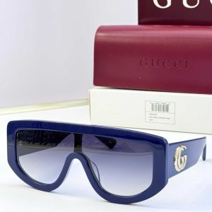 Gucci Oversized Shield Sunglasses – Navy Blue