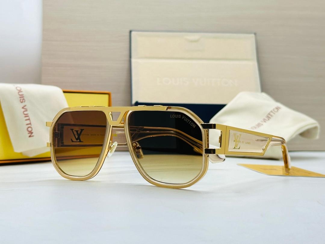 LOUIS VUITTON Iconic Gold-Accent Square Sunglasses